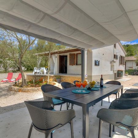 Holiday House Kim كالي المظهر الخارجي الصورة